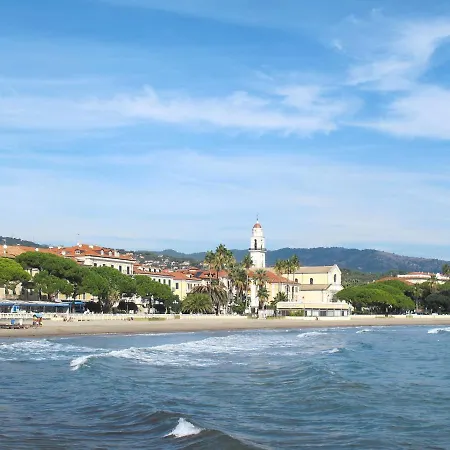 Alberto A By Interhome Apartmán Diano Castello